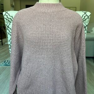 Hollister Women's Soft Pink Sweater